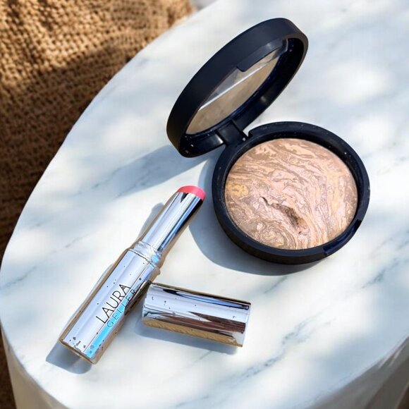 Laura Geller Makeup Bundle Lipstick & Baked Balance-n-Brighten Foundation Tan - Picture 1 of 9